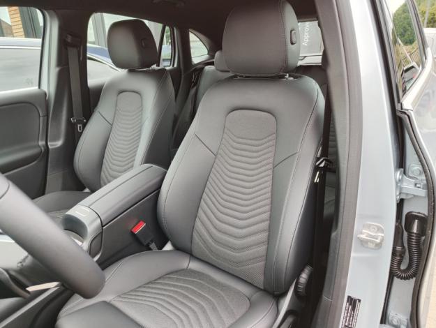 MERCEDES-BENZ GLA-Klasse GLA 180 Style Edition