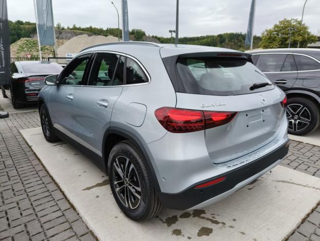 MERCEDES-BENZ GLA-Klasse GLA 180 Style Edition
