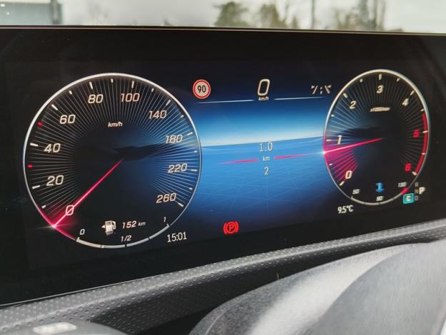 MERCEDES-BENZ A-Klasse A 180 Essential Line
