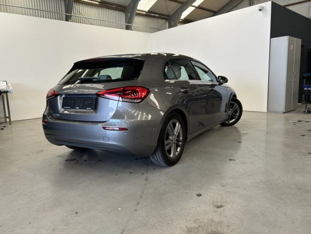 MERCEDES-BENZ A-Klasse A 200 Launch Edition