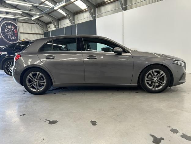 MERCEDES-BENZ A-Klasse A 200 Launch Edition