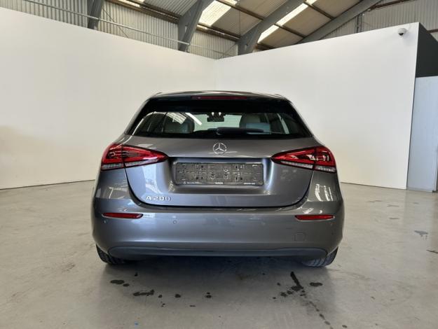MERCEDES-BENZ A-Klasse A 200 Launch Edition