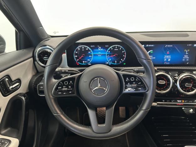 MERCEDES-BENZ A-Klasse A 200 Launch Edition