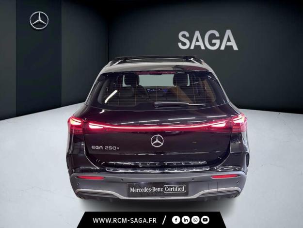 MERCEDES-BENZ EQA 250+ AMG Line  
