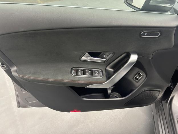 MERCEDES-BENZ A-Klasse A 250 e Compact Saloon
