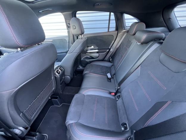 MERCEDES-BENZ GLA 200 d AMG Line  