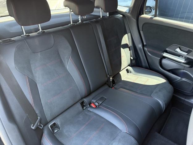 MERCEDES-BENZ GLA 200 d AMG Line AMG Line 