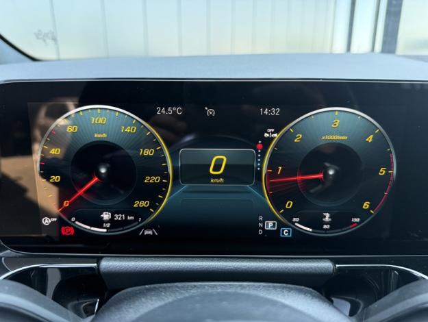MERCEDES-BENZ GLA 200 d AMG Line AMG Line 