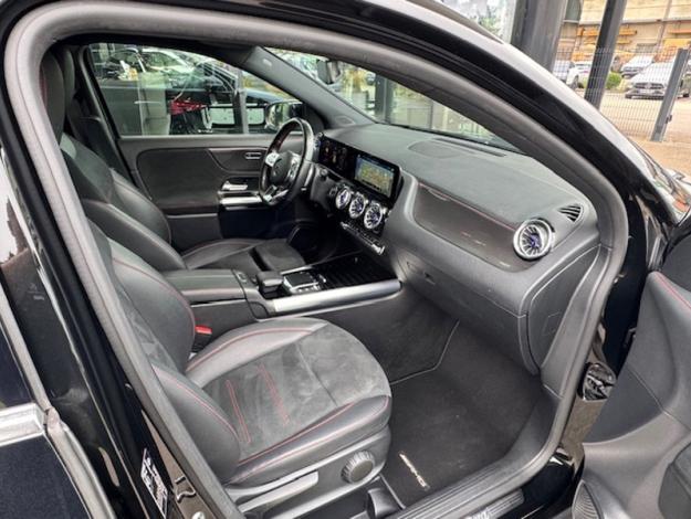 MERCEDES-BENZ GLA 200 AMG Line  GLA 200 AMG Line