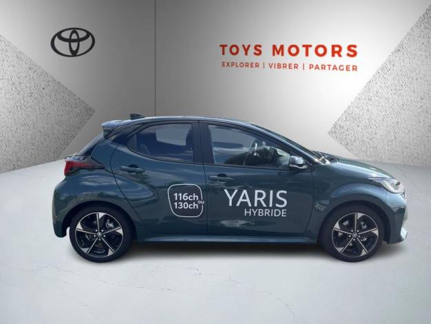 TOYOTA Yaris Hybrid Collection   