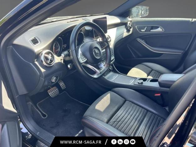 MERCEDES-BENZ GLA 220 d 4MATIC Fascination  