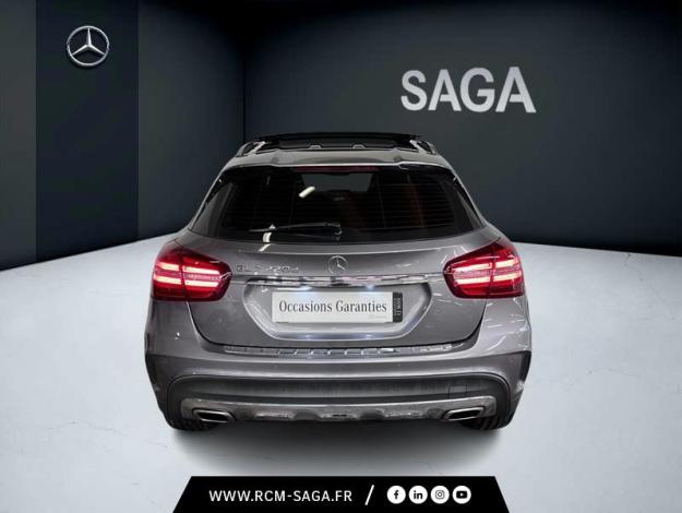 MERCEDES-BENZ GLA 220 d Fascination  