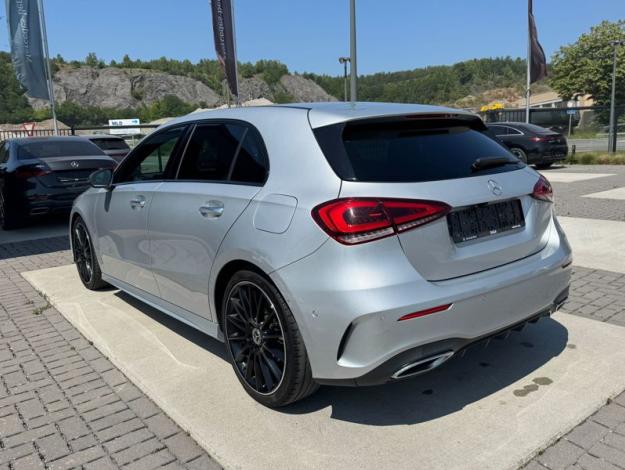 MERCEDES-BENZ A 180 d AMG Line  