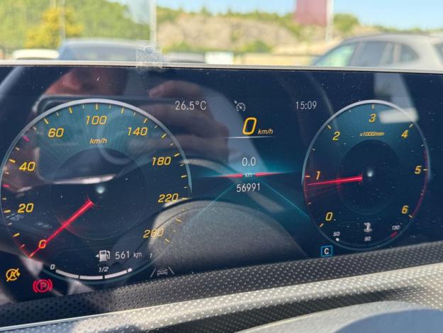 MERCEDES-BENZ A 180 d AMG Line  