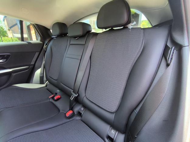 MERCEDES-BENZ GLC 300 de 4MATIC Coupé Business Line - SAGA Huy (+32 85 23 69 00) 