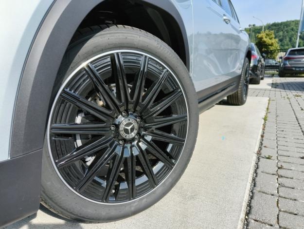 MERCEDES-BENZ GLB-Klasse GLB 200 d AMG Line