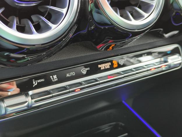 MERCEDES-BENZ GLB-Klasse GLB 200 d AMG Line