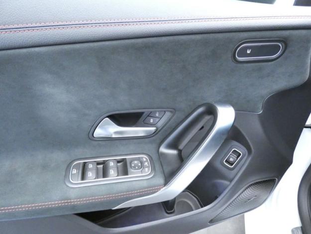 MERCEDES-BENZ CLA Shooting Brake CLA 200 d Shooting Brake AMG Line  