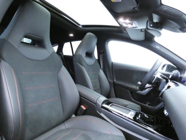 MERCEDES-BENZ CLA Shooting Brake CLA 200 d Shooting Brake AMG Line  