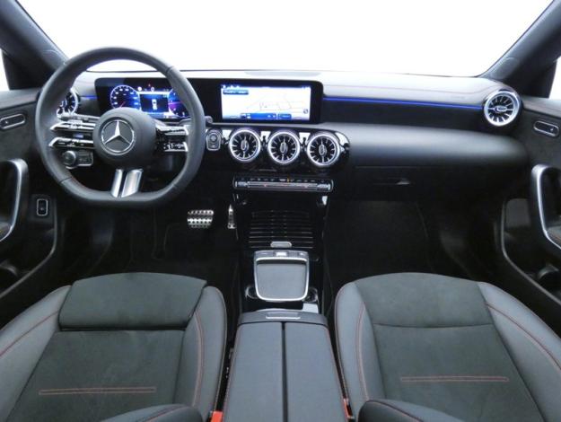 MERCEDES-BENZ CLA Shooting Brake CLA 200 d Shooting Brake AMG Line  