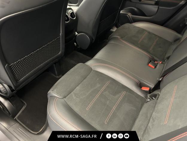 MERCEDES-BENZ GLA 200 d AMG Line  GLA 200 d AMG Line
