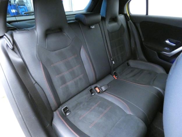 MERCEDES-BENZ Classe A 180 d AMG Line  Classe A 180 d AMG Line