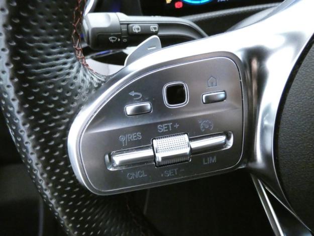 MERCEDES-BENZ Classe A 180 d AMG Line  Classe A 180 d AMG Line