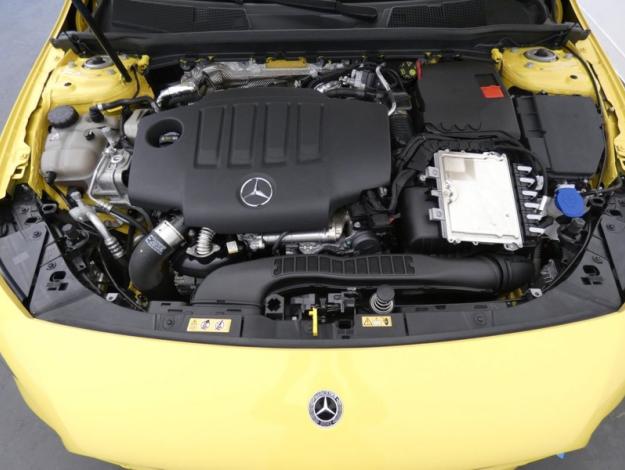 MERCEDES-BENZ Classe A 180 d AMG Line  Classe A 180 d AMG Line