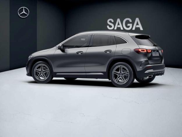 MERCEDES-BENZ GLA 200 AMG Line  