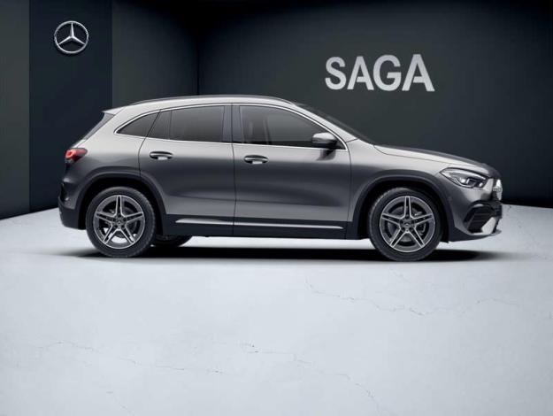 MERCEDES-BENZ GLA 200 AMG Line  