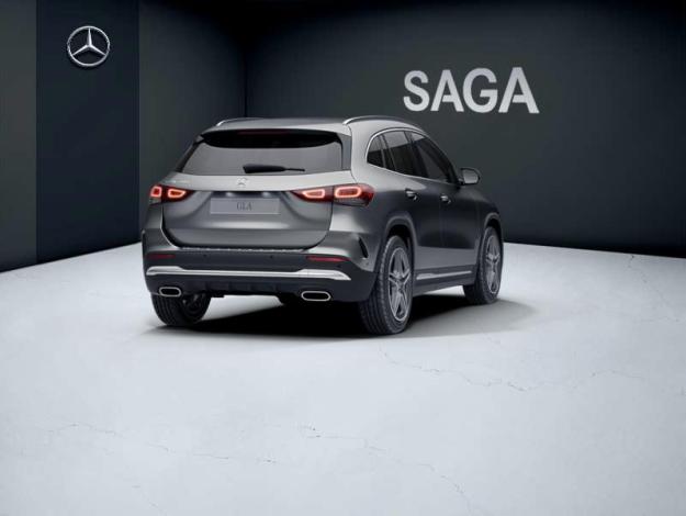 MERCEDES-BENZ GLA 200 AMG Line  