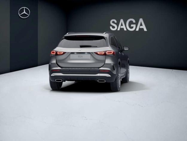 MERCEDES-BENZ GLA 200 AMG Line  