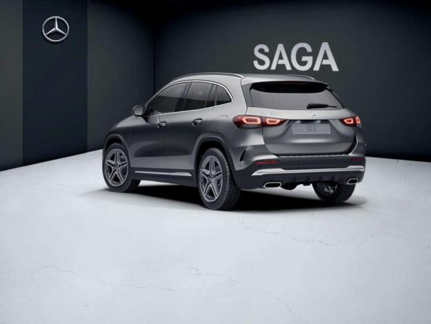 MERCEDES-BENZ GLA 200 AMG Line  