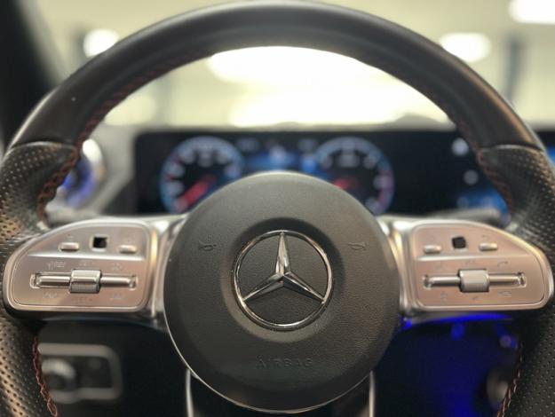 MERCEDES-BENZ GLA 200 d AMG Line  Classe GLA/ H247 GLA 200 d AMG Line