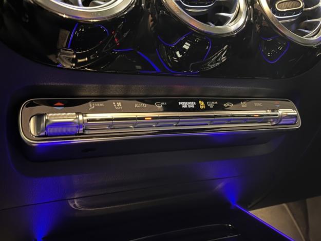 MERCEDES-BENZ GLA 200 d AMG Line  Classe GLA/ H247 GLA 200 d AMG Line