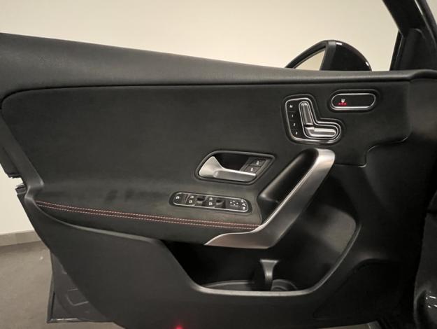 MERCEDES-BENZ Classe A 200 AMG Line  