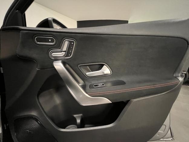 MERCEDES-BENZ Classe A 200 AMG Line  