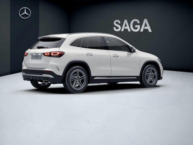 MERCEDES-BENZ GLA 200 d AMG Line  