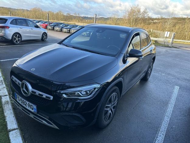 MERCEDES-BENZ GLA 200 d Progressive Line  GLA 200 d Progressive Line