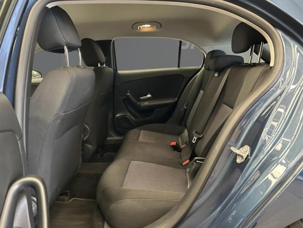 MERCEDES-BENZ A 180 180 d Style  
