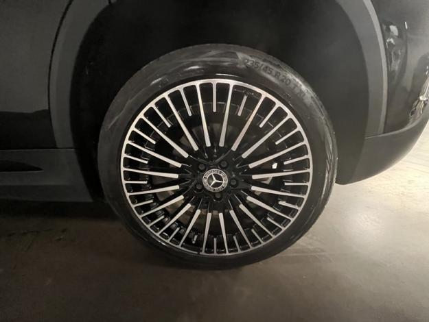 MERCEDES-BENZ EQA 250 AMG Line  