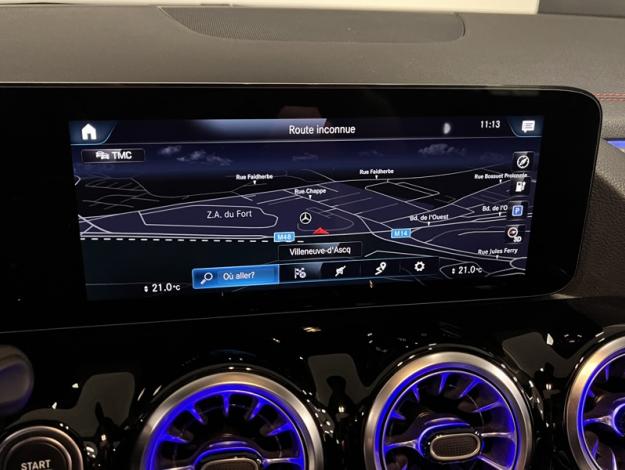 MERCEDES-BENZ EQA 250 AMG Line  