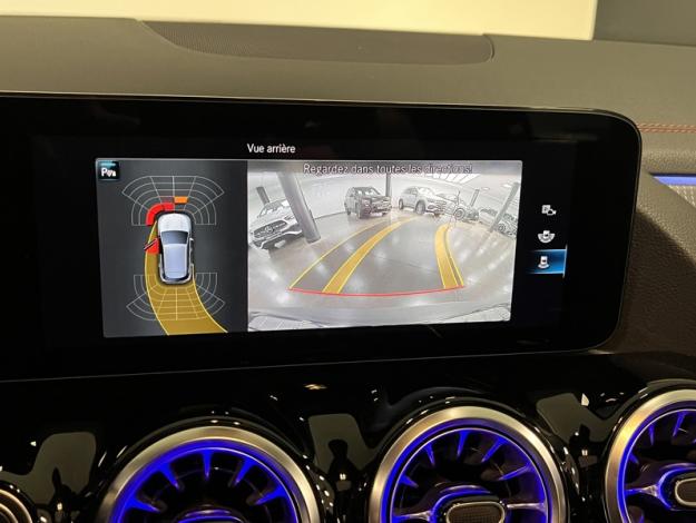 MERCEDES-BENZ EQA 250 AMG Line  
