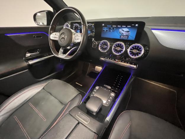 MERCEDES-BENZ EQA 250 AMG Line  