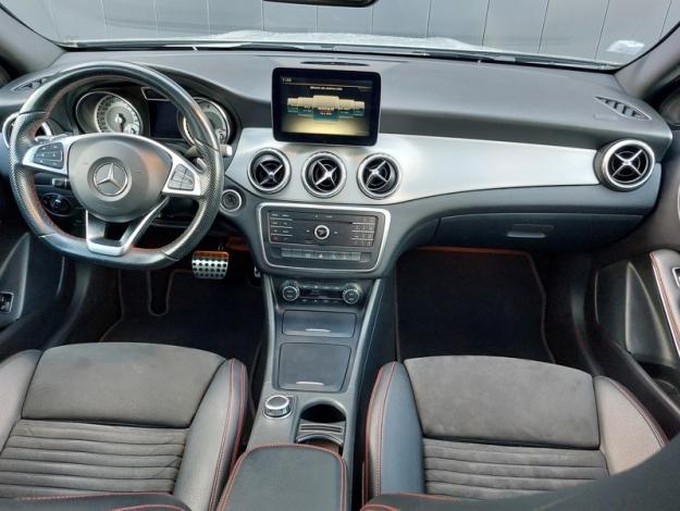MERCEDES-BENZ GLA 200 d Fascination  