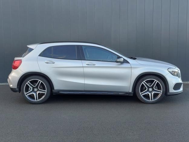 MERCEDES-BENZ GLA 200 d Fascination  