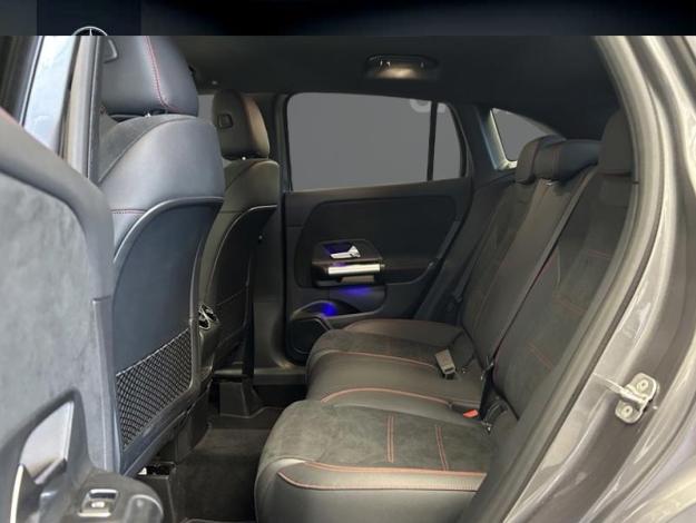 MERCEDES-BENZ GLA 250 e AMG Line 