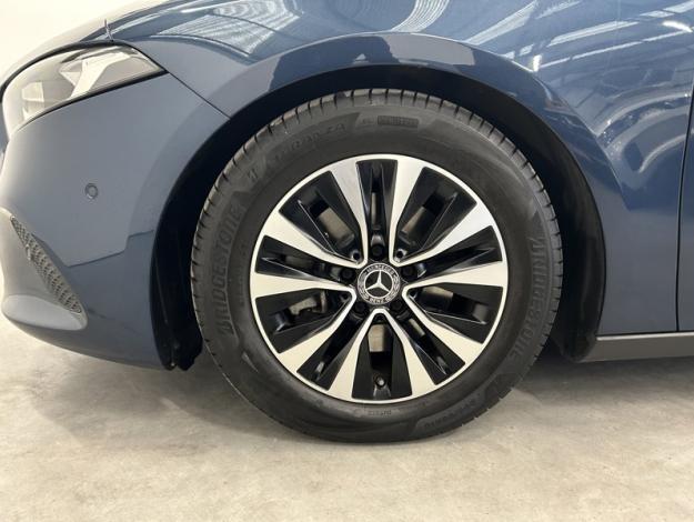 MERCEDES-BENZ A-Klasse A 180 d 'Business Solution - 6M'