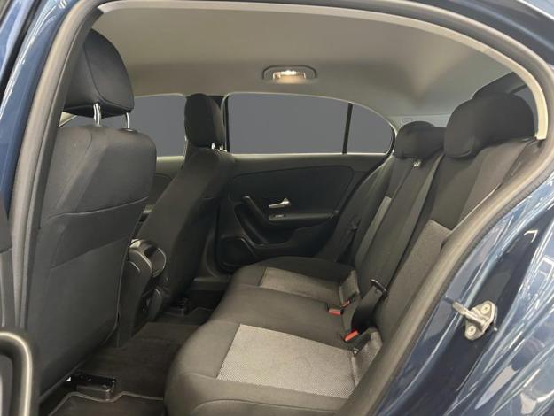 MERCEDES-BENZ A-Klasse A 180 d 'Business Solution - 6M'