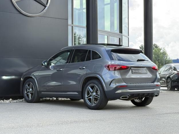 MERCEDES-BENZ GLA 200 d AMG Line  